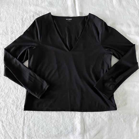 Old Navy Double Layer Sculpting Crop Long Sleeve - Picture 1 of 6